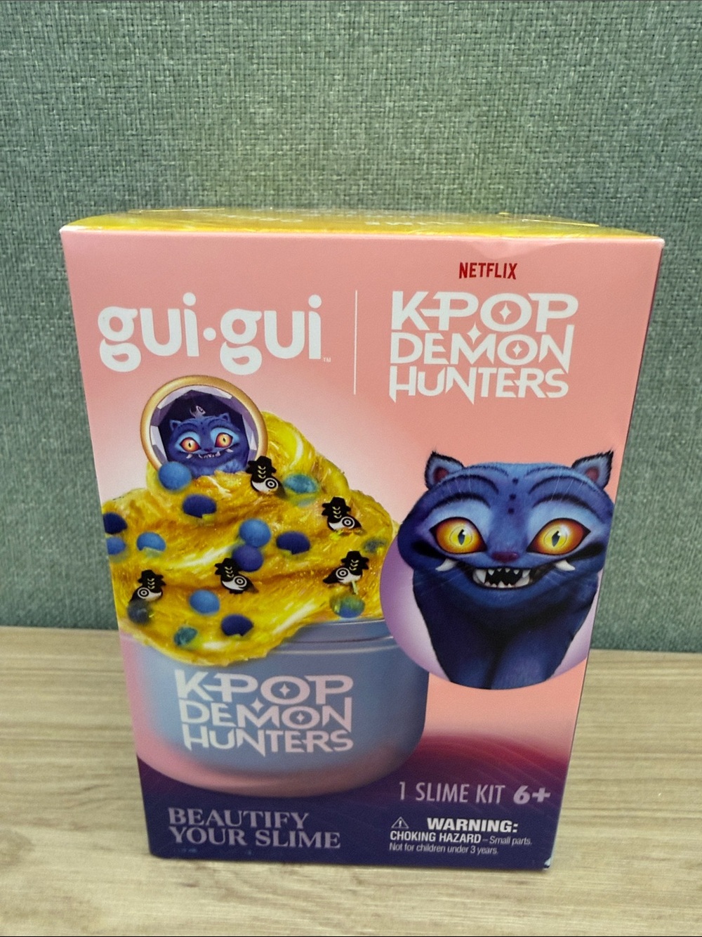 Gui Gui K-Pop Demon Hunters Slime Kit - Pink & Yellow (crunchy)